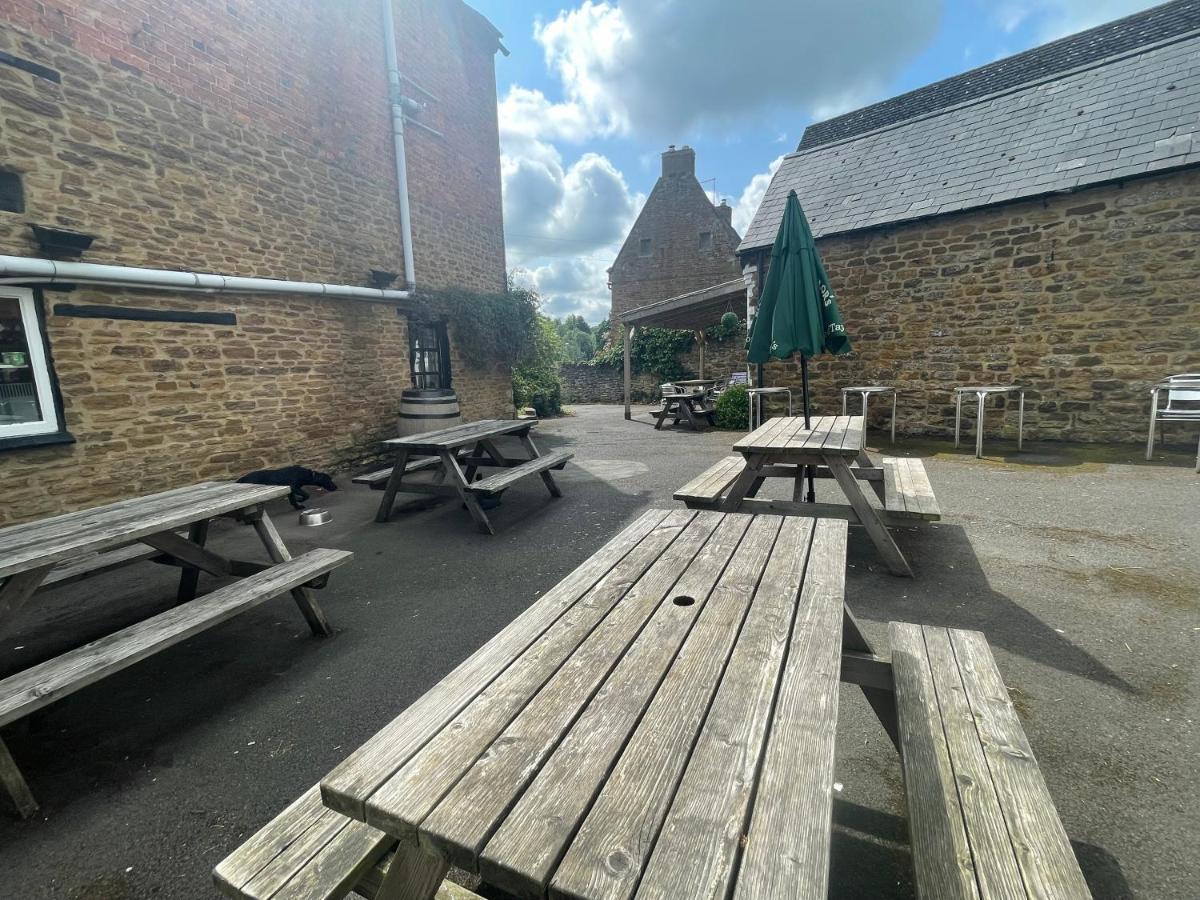 The Maltsters Country Inn Badby Exterior photo
